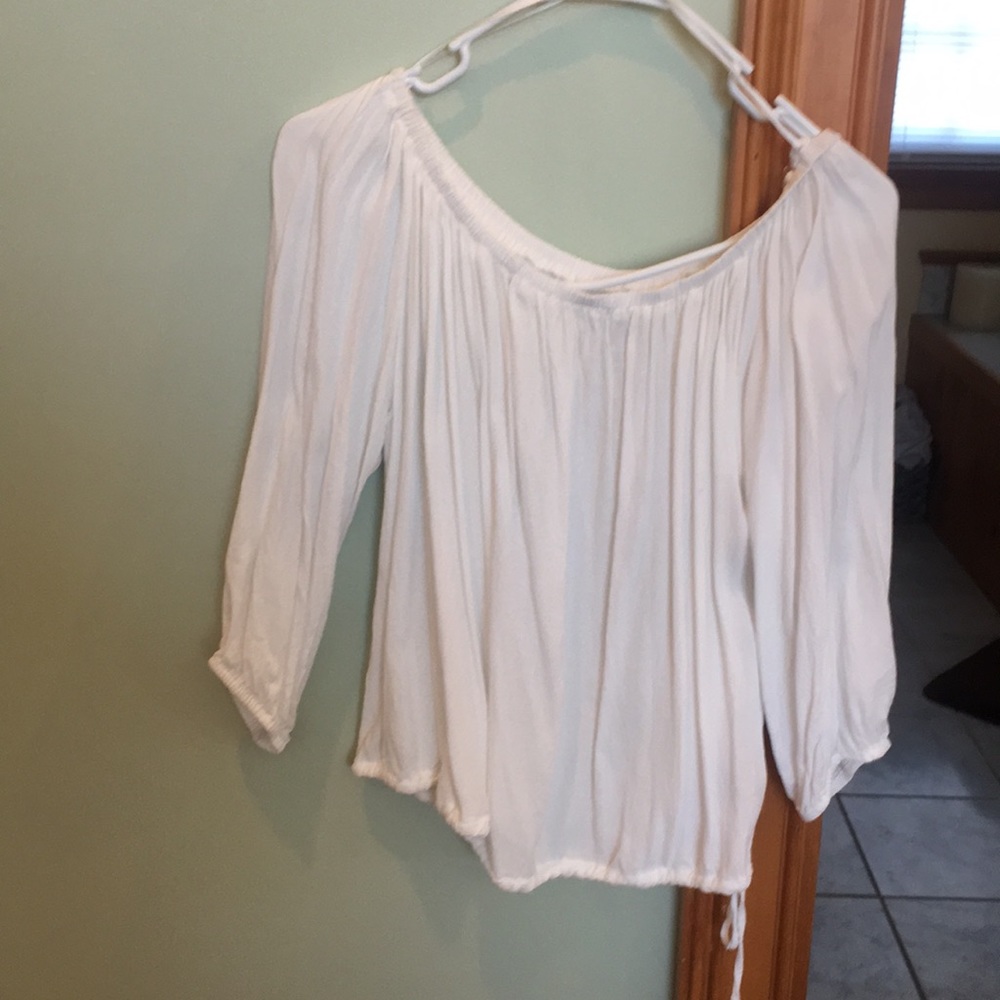 Who what where size of a large white blouse
